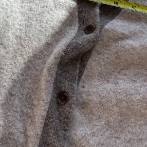 Athleta Merino Wool Blend V-Neck Button Long Westlake Cardigan Grey Size Medium - Picture 6 of 7